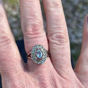 Beautiful Sky Blue Topaz with Peridot accent in 925 Sterling Silver Ring Sz 8